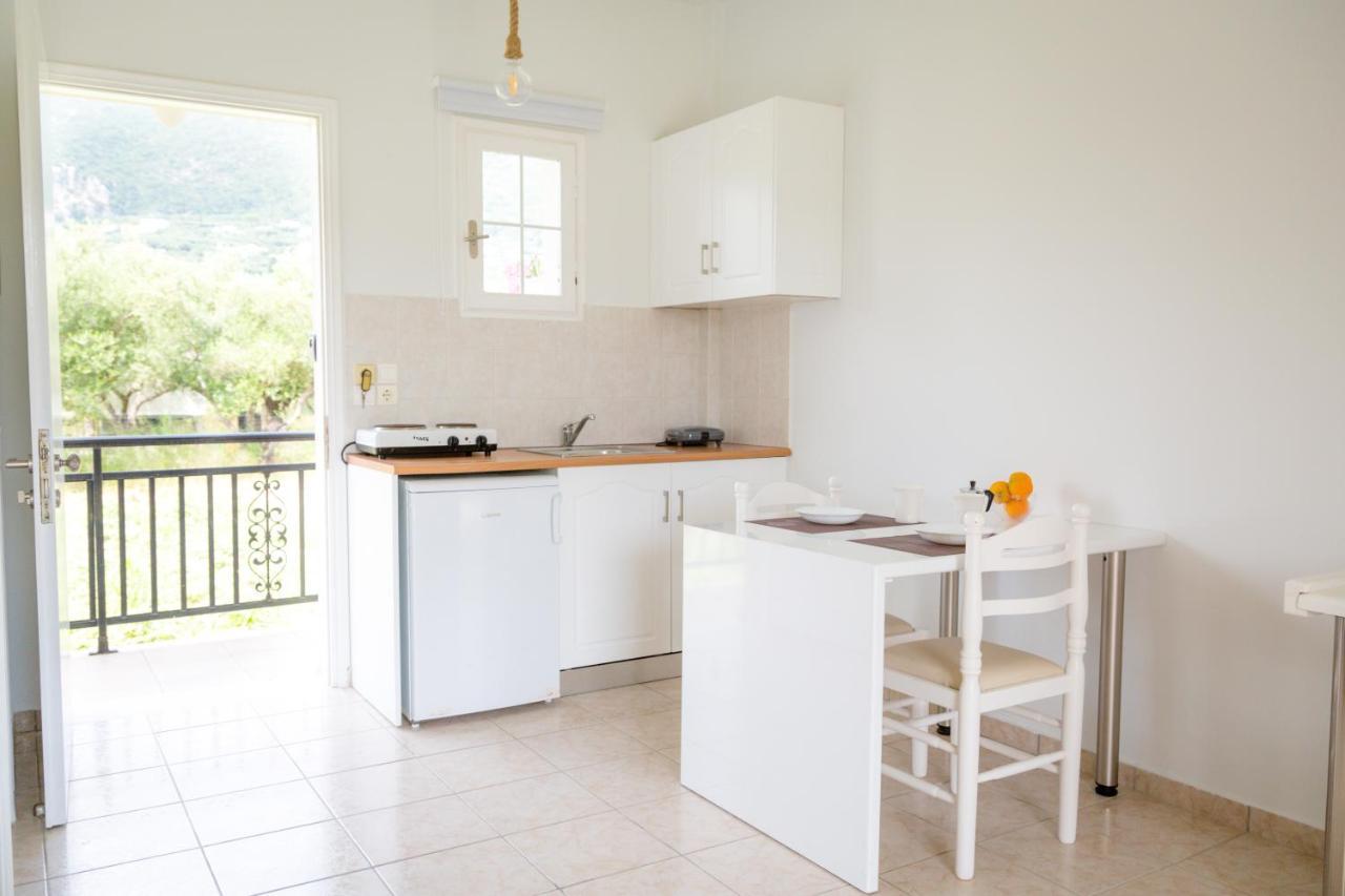 Tropical Apartments Alykes  Luaran gambar