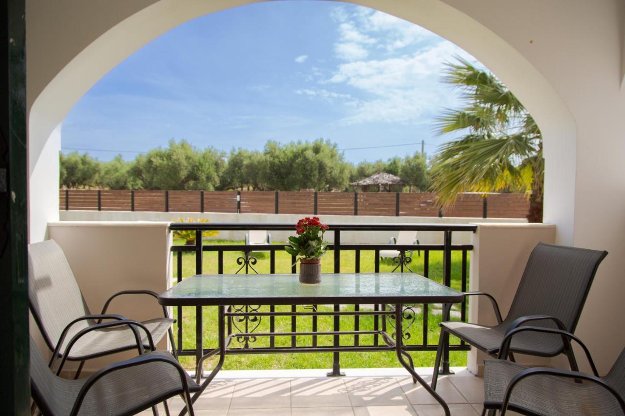 Tropical Apartments Alykes  Luaran gambar