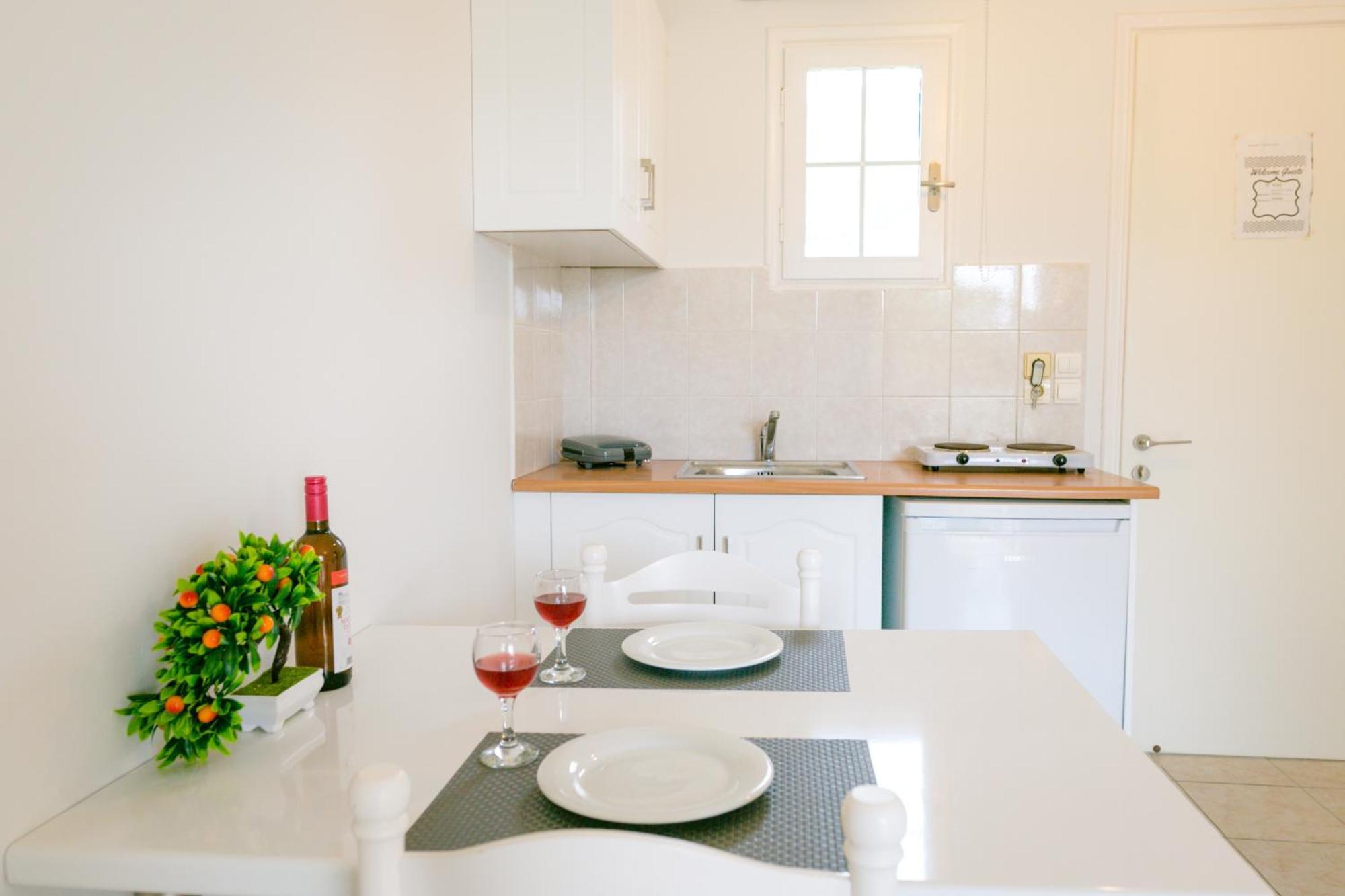 Tropical Apartments Alykes  Luaran gambar